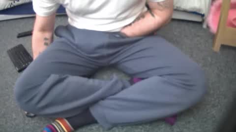 Snapshot of lovelength99 chatting on 12-30-24, 11:37 lovelength99 online show from 12-30-24, 11:37