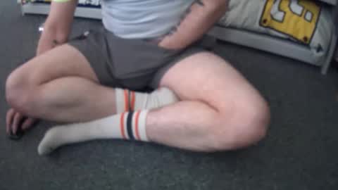 Snapshot of lovelength99 chatting on 02-14-25, 08:42 lovelength99 online show from 02-14-25, 08:42