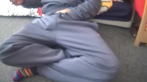 Snapshot of lovelength99 chatting on 03-05-25, 11:17 lovelength99 online show from 03-05-25, 11:17