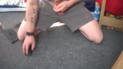 Snapshot of lovelength99 chatting on 03-10-25, 03:41 lovelength99 online show from 03-10-25, 03:41