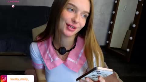 Molly online show from 12-04-25, 04:48