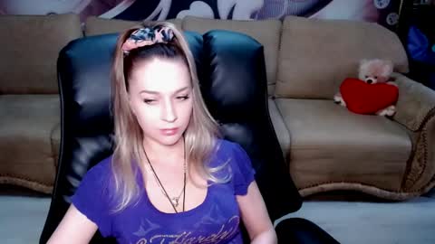 private open online show from 04-06-26, 12:17
