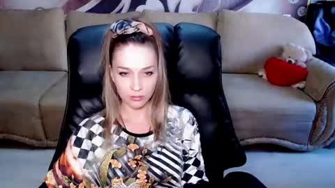 private open online show from 06-18-26, 10:41