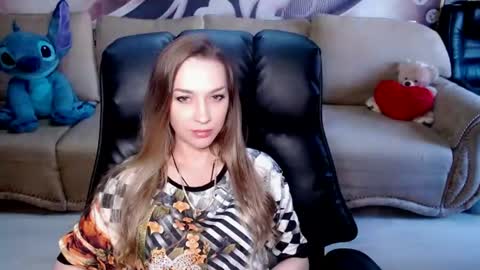 private open online show from 07-25-26, 11:19