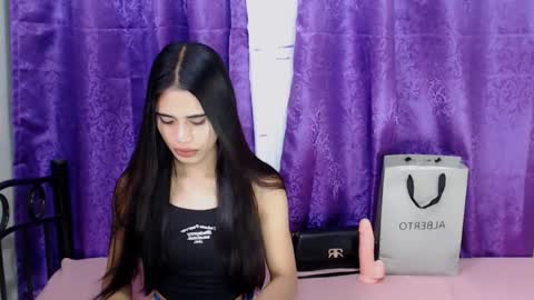 lovely062006 online show from 02-14-26, 06:54