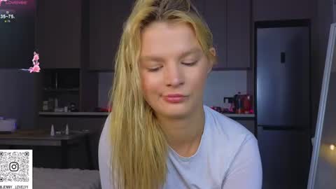 Jenny online show from 06-21-26, 02:03