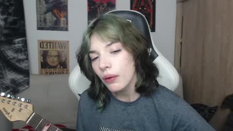 Cassie online show from 01-24-25, 01:24