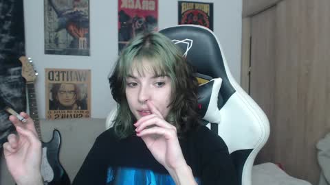 Cassie online show from 01-26-25, 01:31