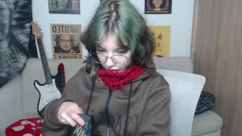 Cassie online show from 02-17-25, 07:37