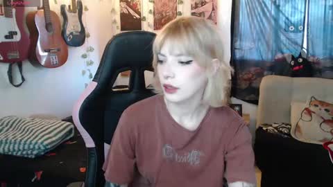 Cassie online show from 05-27-26, 08:50