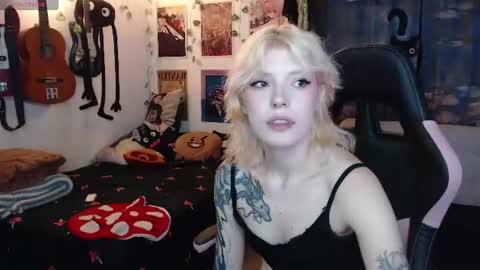 Cassie online show from 08-10-26, 03:10