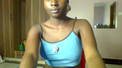 Snapshot of lovely_choco chatting on 09-20-25, 10:44 Choco online show from 09-20-25, 10:44