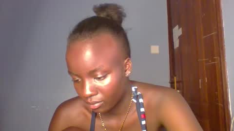 Snapshot of lovely_choco chatting on 01-16-26, 07:07 Choco online show from 01-16-26, 07:07