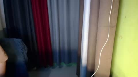 Snapshot of lovely_cummerx chatting on 09-10-25, 02:00 JAM online show from 09-10-25, 02:00