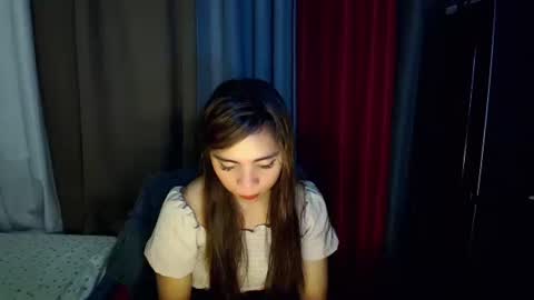 Snapshot of lovely_cummerx chatting on 09-12-25, 02:44 JAM online show from 09-12-25, 02:44