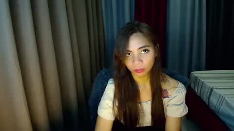Snapshot of lovely_cummerx chatting on 11-19-25, 06:41 JAM online show from 11-19-25, 06:41
