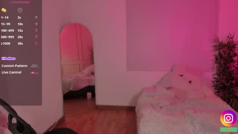 Emma online show from 04-02-26, 01:42