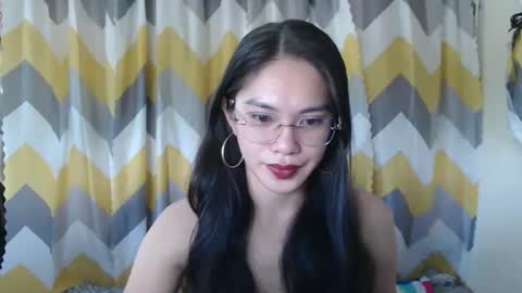 Eunice Bermudez online show from 12-20-25, 06:53