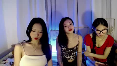 lovely_lianne online show from 05-12-26, 10:51
