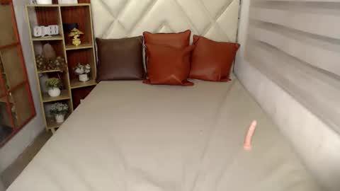   online show from 05-19-26, 02:45