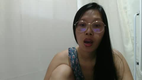 Snapshot of lovely_pinayxxx chatting on 06-15-26, 11:29 lovely_pinayxxx online show from 06-15-26, 11:29