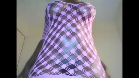 Snapshot of lovely_princes1 chatting on 02-06-25, 01:27 I  am witty online show from 02-06-25, 01:27