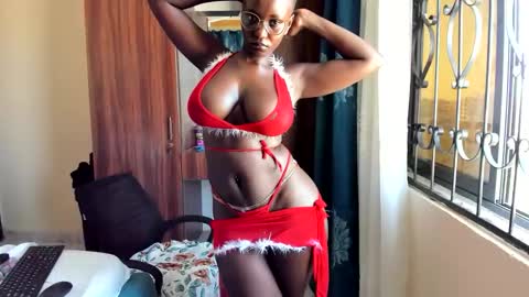 Snapshot of lovely_princes1 chatting on 02-05-26, 01:16 I am witty online show from 02-05-26, 01:16