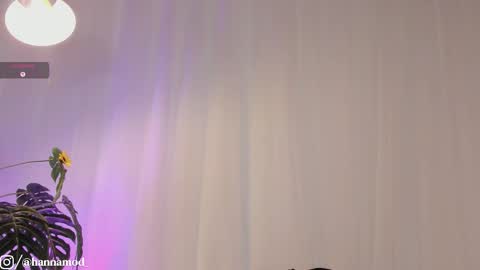    online show from 11-25-25, 10:15