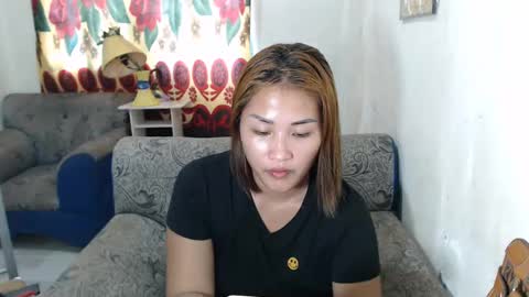 Snapshot of lovely_singlemom chatting on 01-27-25, 01:59 ask me dear online show from 01-27-25, 01:59