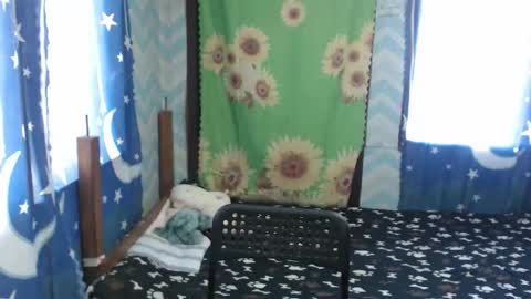 Snapshot of lovely_singlemom chatting on 10-05-25, 01:59 ask me dear online show from 10-05-25, 01:59