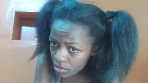 Lovely yvonne online show from 10-24-25, 12:19