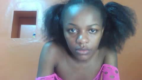Lovely yvonne online show from 10-31-25, 08:32
