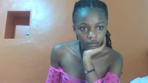 Lovely yvonne online show from 11-15-25, 06:15