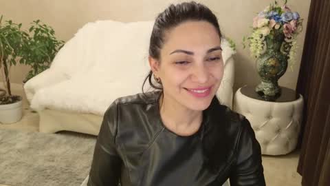 Beatrice online show from 04-23-26, 12:04