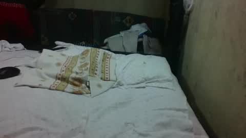 Snapshot of lovelydickboy chatting on 11-11-25, 05:40 lovelydickboy online show from 11-11-25, 05:40