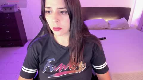 lovely   online show from 03-15-26, 04:35
