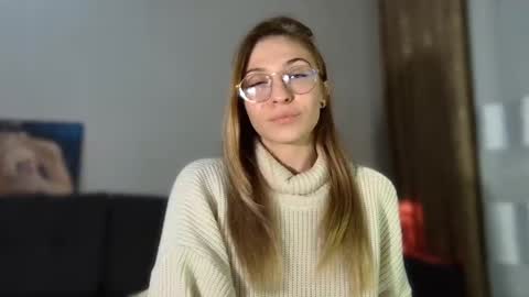 Kate only online show from 03-09-25, 02:54