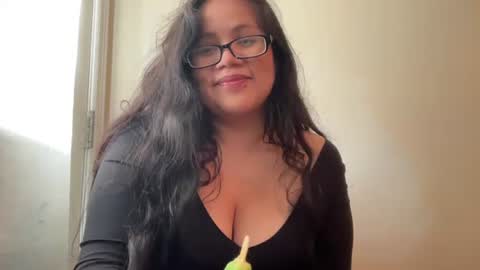 Snapshot of lovelykatiebabe chatting on 10-17-25, 02:30 lovelykatiebabe online show from 10-17-25, 02:30