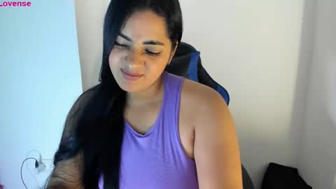 Snapshot of lovelykendall chatting on 02-26-26, 07:29 Kendall online show from 02-26-26, 07:29