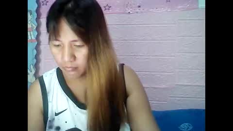 Snapshot of lovelyladylynxxx chatting on 03-04-25, 09:32 LocwlyLSYlYNXXX online show from 03-04-25, 09:32