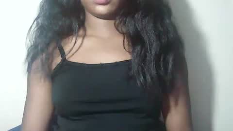 lovelylarra online show from 03-30-26, 08:59