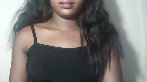 lovelylarra online show from 04-03-26, 07:34