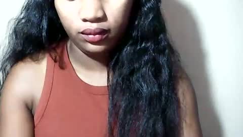 lovelylarra online show from 07-25-26, 10:13