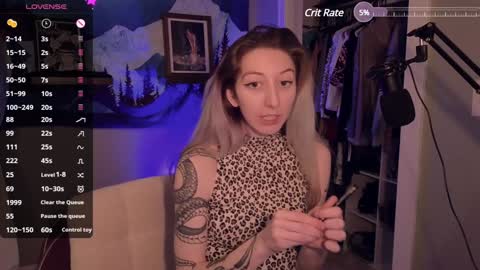 lovelylittlelucyy online show from 12-14-24, 10:18