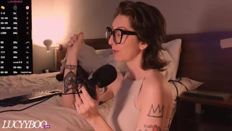 lovelylittlelucyy online show from 03-19-26, 06:45