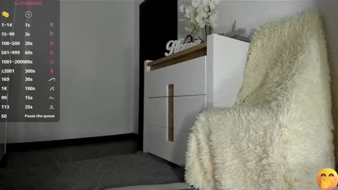 Ava online show from 12-12-24, 02:55