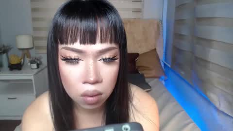 Snapshot of lovelymarie69 chatting on 11-28-25, 11:35 Rebeca online show from 11-28-25, 11:35