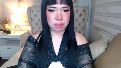 Snapshot of lovelymarie69 chatting on 05-30-26, 02:58 Rebeca online show from 05-30-26, 02:58