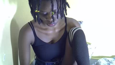 Snapshot of lovelymee2 chatting on 09-28-25, 09:31 lovelymee2 online show from 09-28-25, 09:31