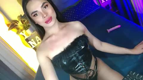 lovelymiss_shyna11 online show from 04-03-26, 11:41